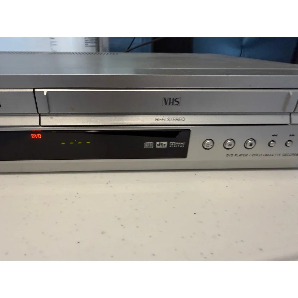 Sony SLV-D251P DVD VCR Combo‎ Player Progressive Scan Stereo Silver FOR PARTS